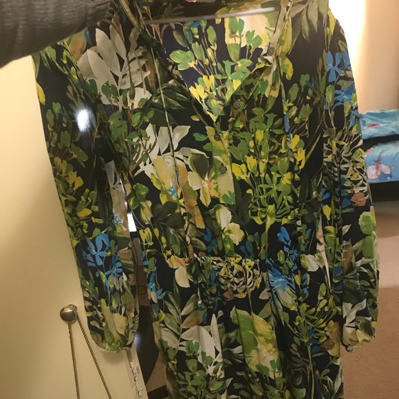 Dress - Picture 5 of 5